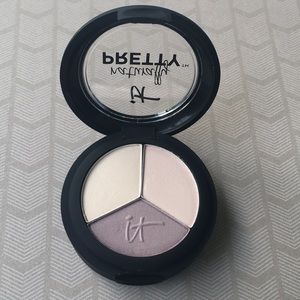 it Cosmetics Naturally Pretty Luxe Eyeshadow Trio